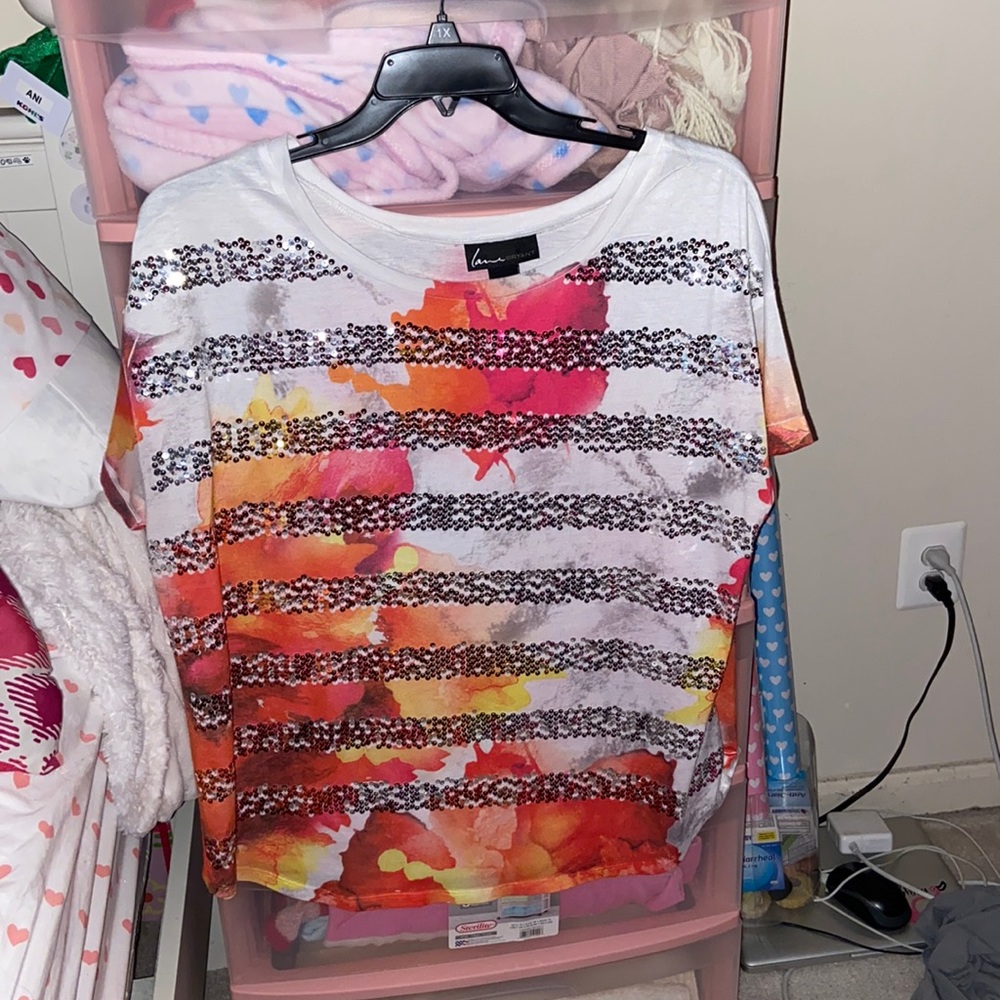 Lane Bryant Cute floral striped shirt. Cuffed sleeves